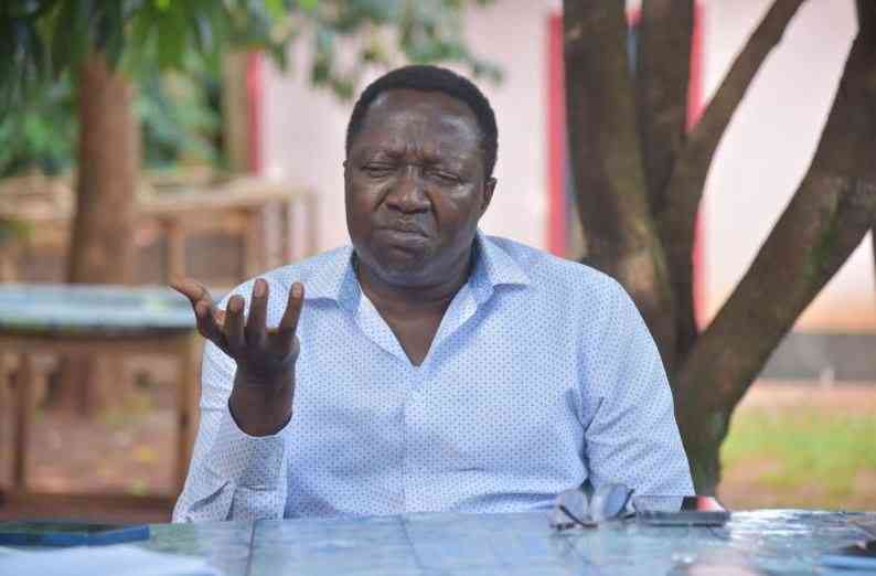 Kakamega leaders slam contractor over delayed Sh200m road project