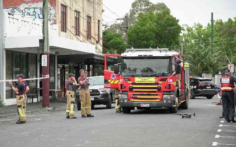 Arsonists set Melbourne synagogue ablaze