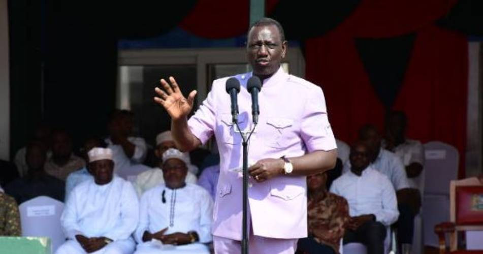 Ruto launches Sh400 million electricity project in Tana River