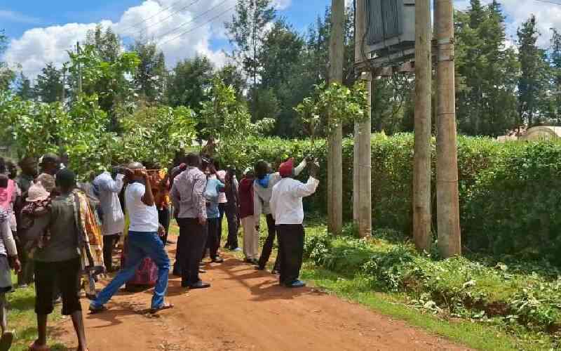 Uproar as residents go for thr...