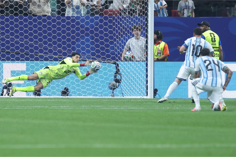 Messi World Cup magic masks familiar penalty frailty