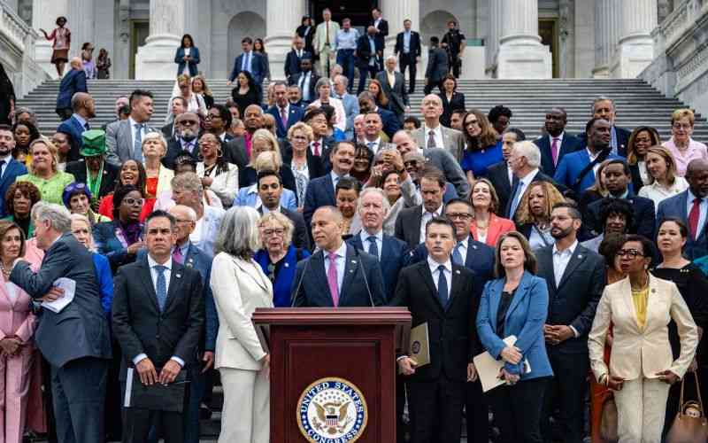 Trump tax bill stalled by Republican rebellion in Congress