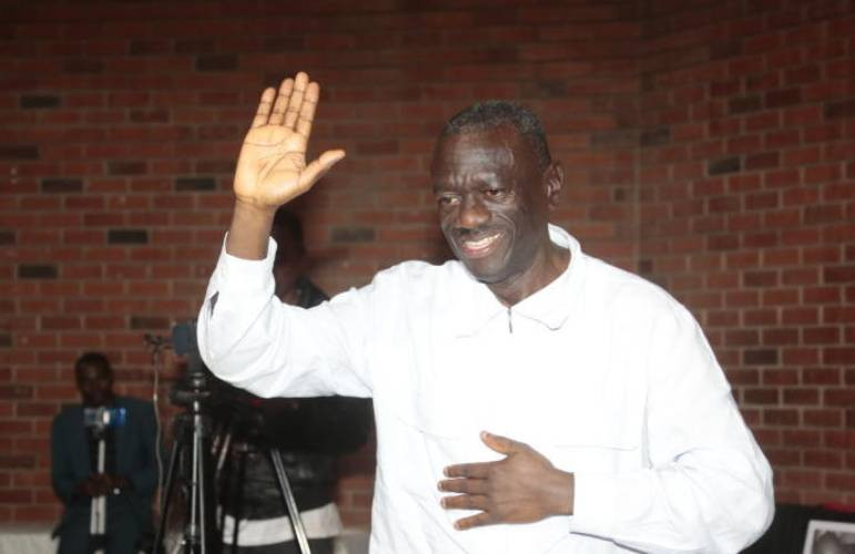 Besigye's wife reveals new det...