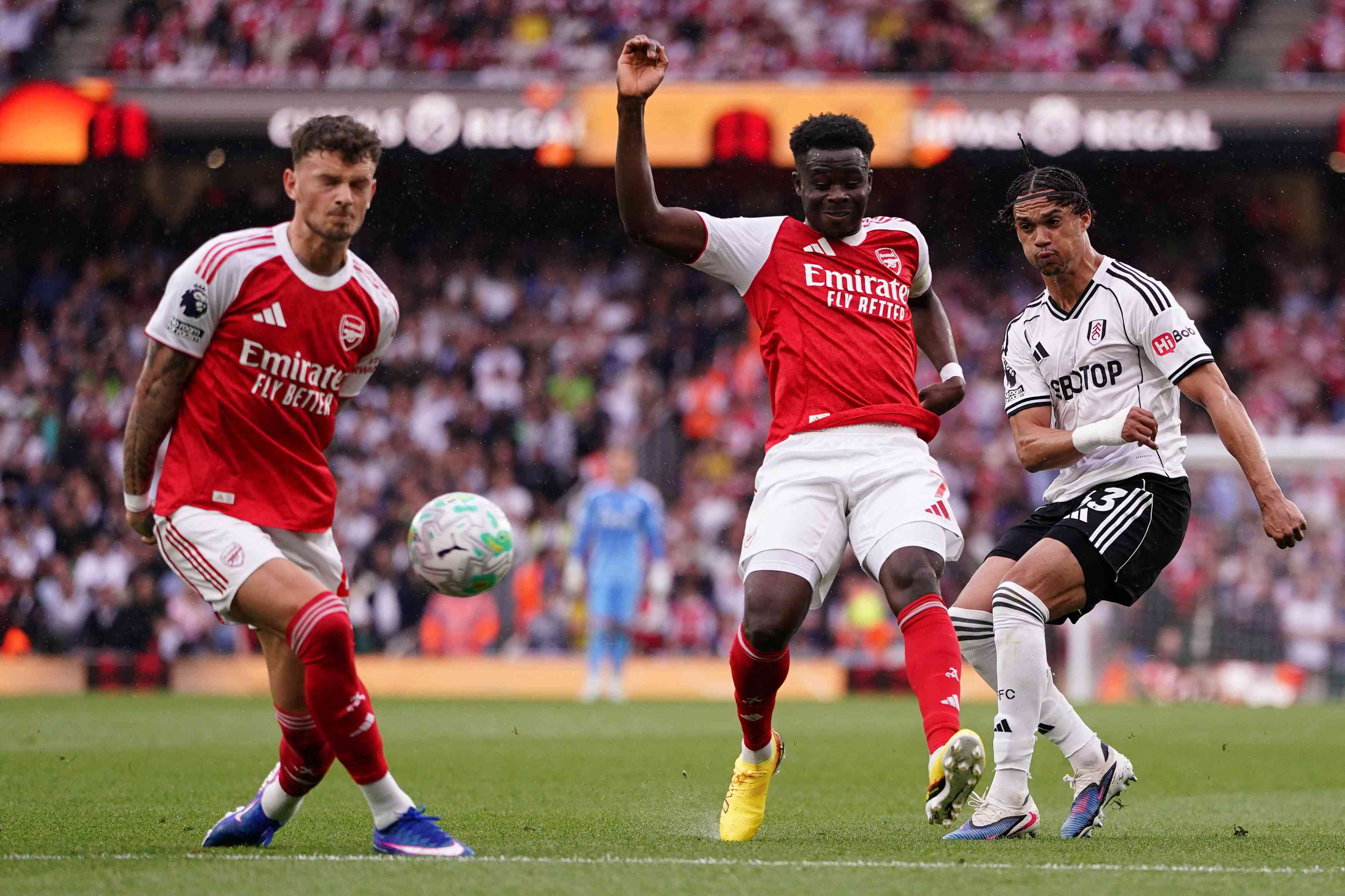 Arsenal sense Premier League glory as Spurs eye safety