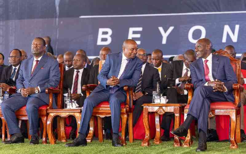 How Ruto is Ruto putting roadblocks on bumpy road to Singapore