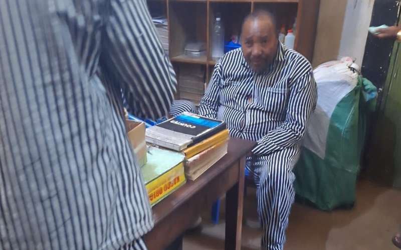 Kenyans react to viral photo of Waititu in prison uniform: "Jail them all"