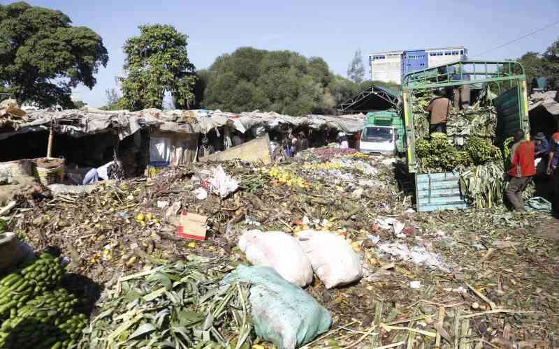EU clamps down on food waste, fast fashion