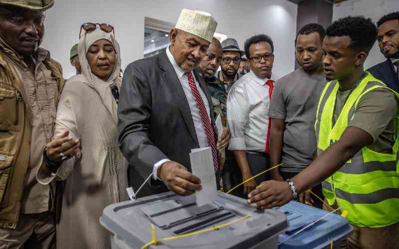 Breakaway Somaliland's opposition leader wins presidential poll