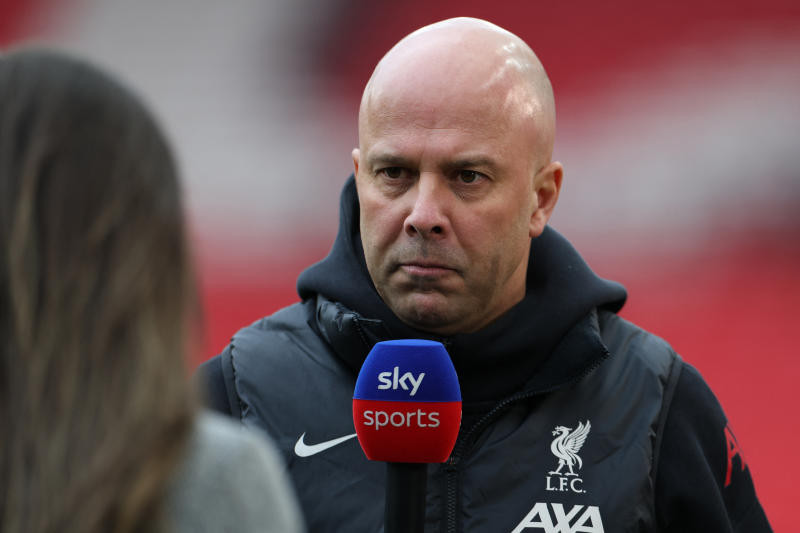 Liverpool must snap losing 'habit', says under-fire Slot