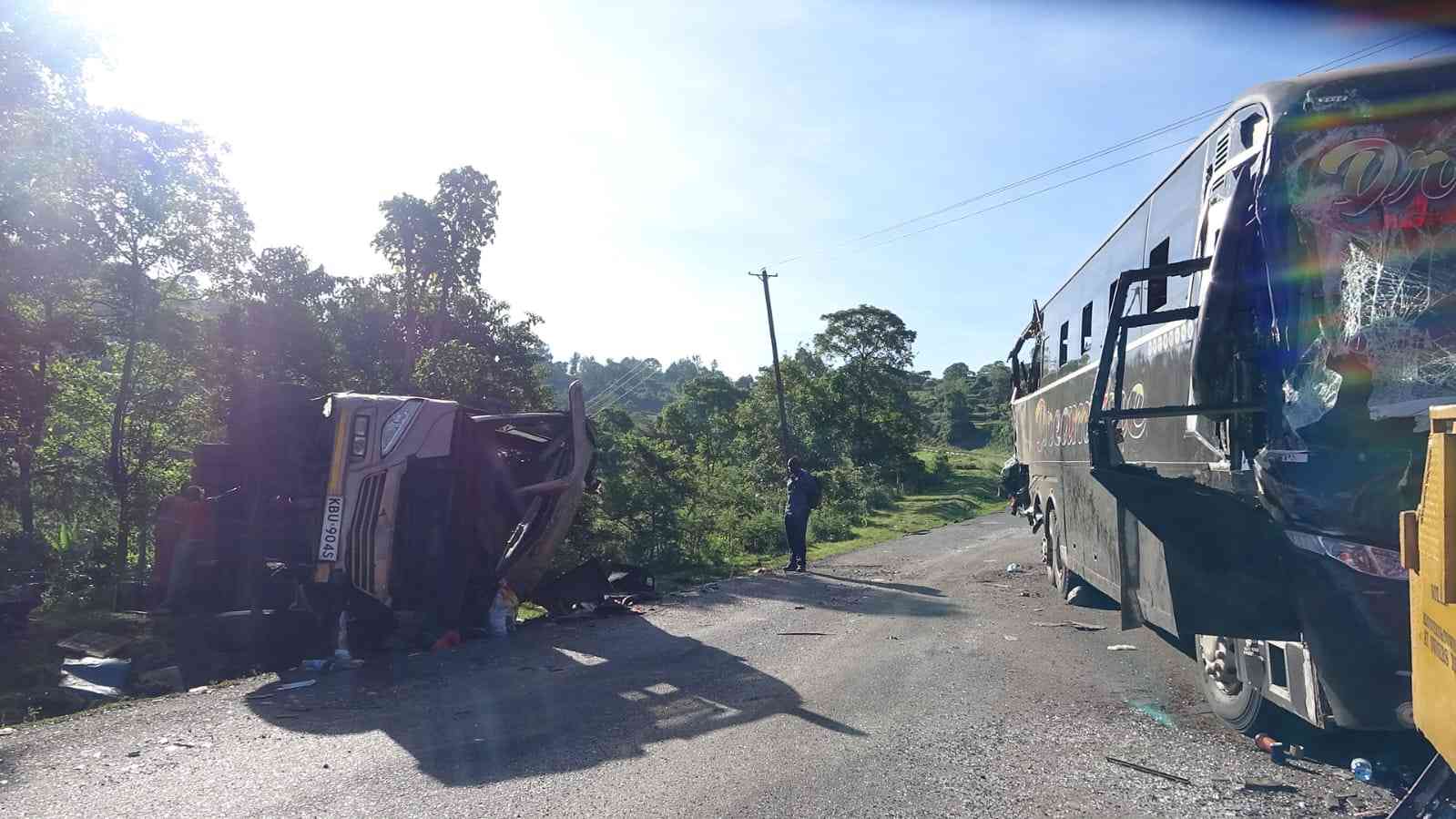 20 injured, five critical in multi-vehicle crash at LondianiMuhuroni blackspot