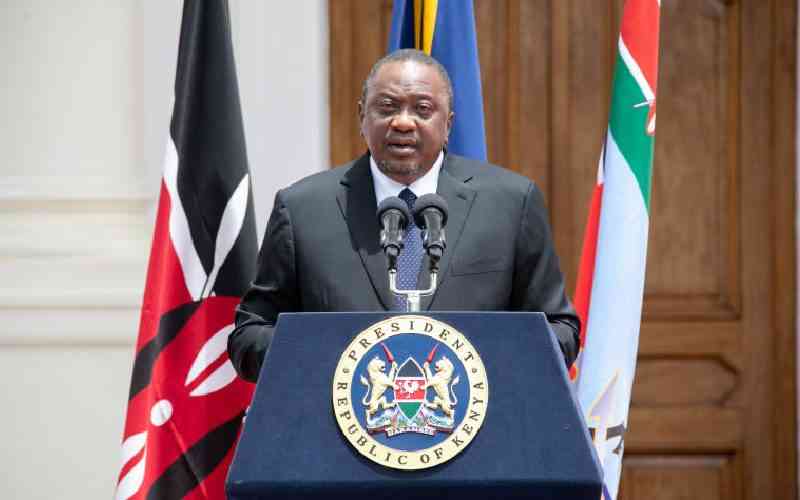 President Kenyatta, Standard Group get education plaudits