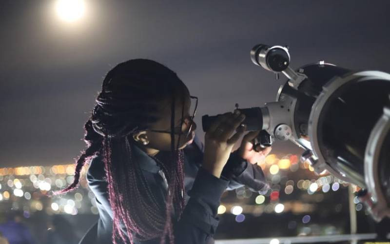 Kenyans marvel at biggest and brightest supermoon of the year