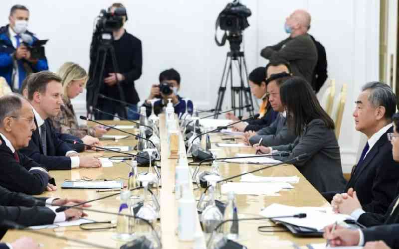Chinese, Russian diplomats open talks in Moscow