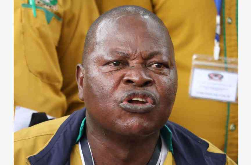 Teachers threaten strike over funds and CBA