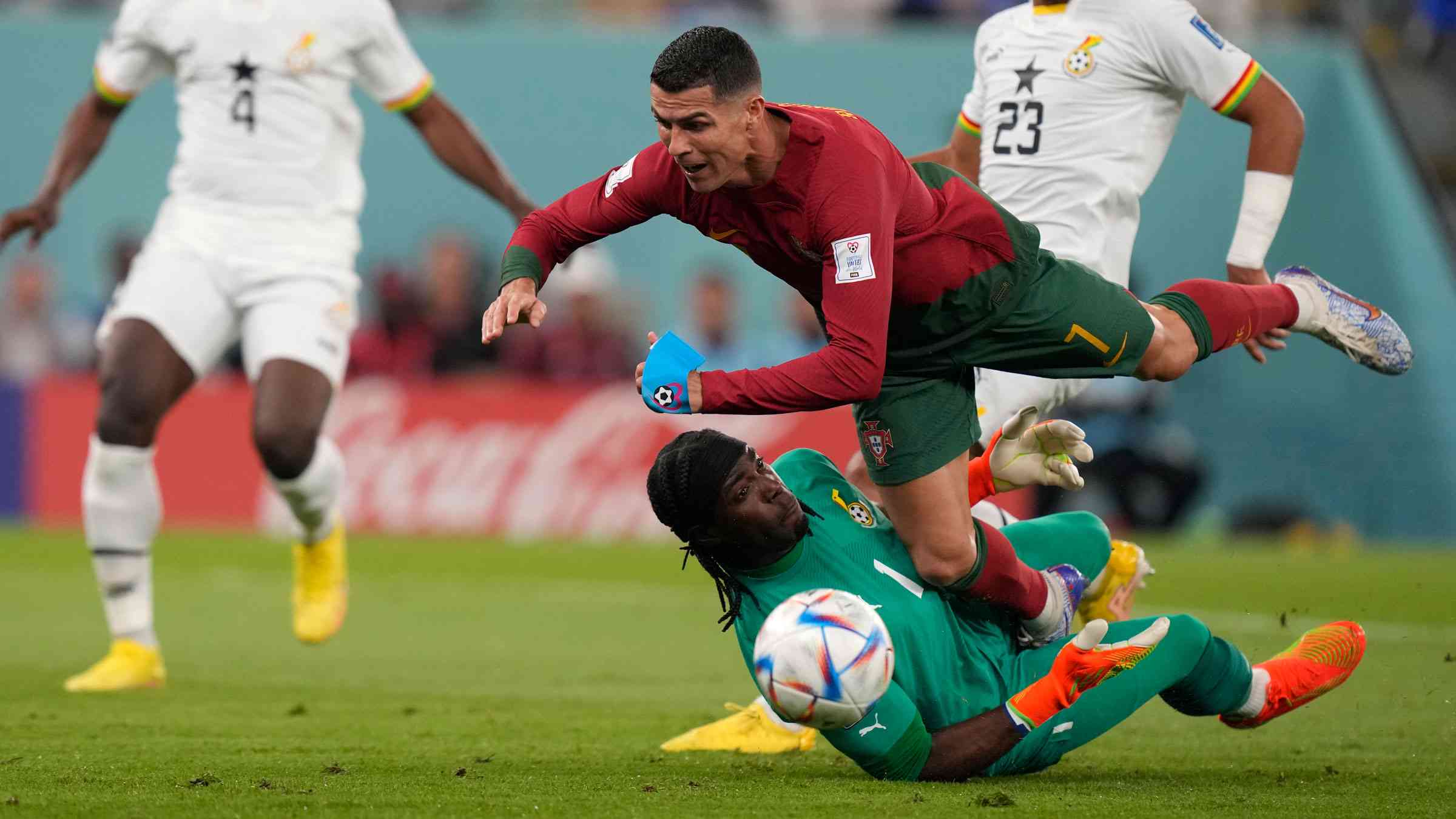 Ronaldo makes World Cup history, Portugal beat Ghana 3-2