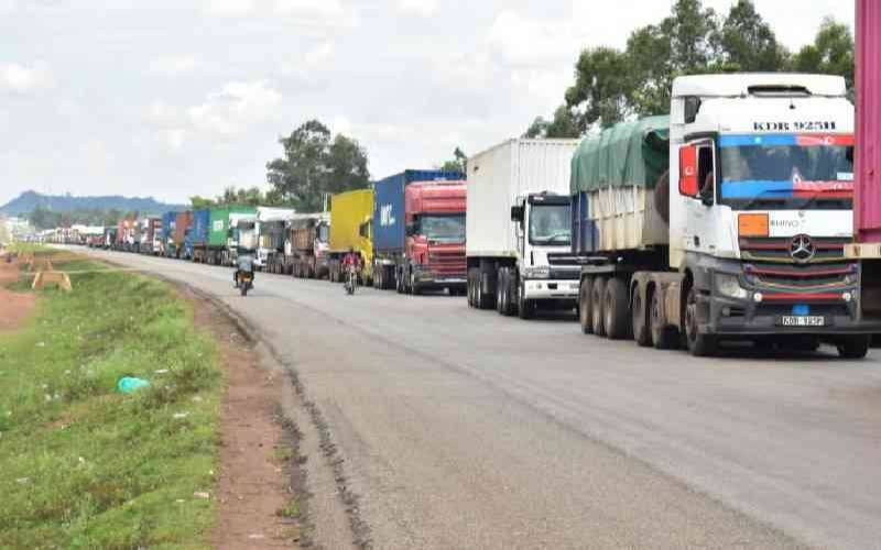 Truck drivers warned over flouting traffic rules, cargo theft on Eldoret-Malaba highway