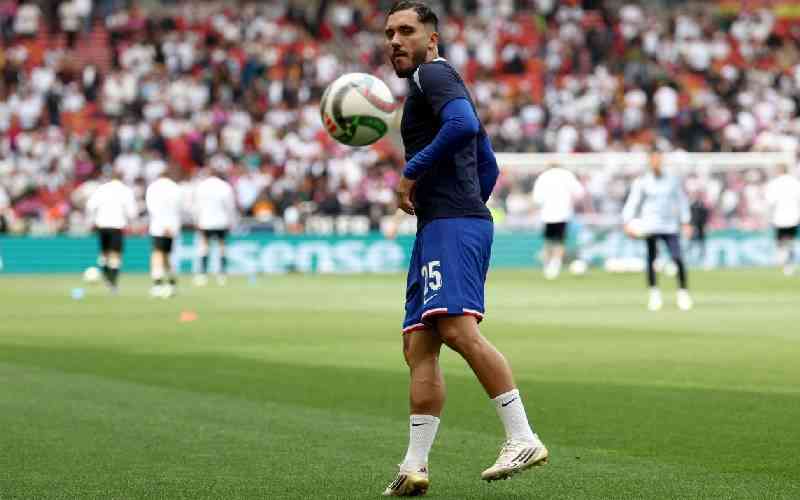 Man City sign Cherki in time f...