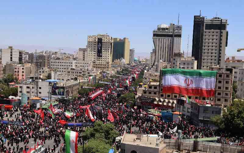 New US, Iran fighting erupts ahead of Khamenei burial
