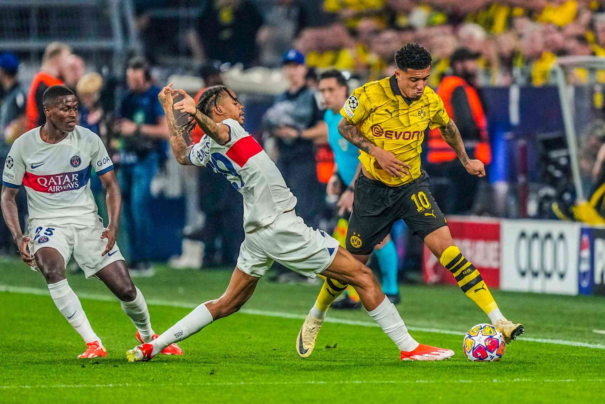 Dortmund edge PSG in Champions League semi-final first leg