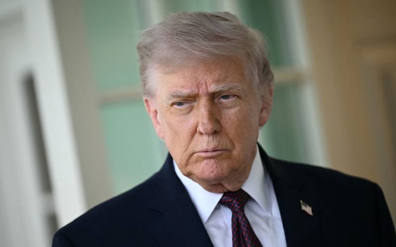 Trump says China agrees not to arm Iran