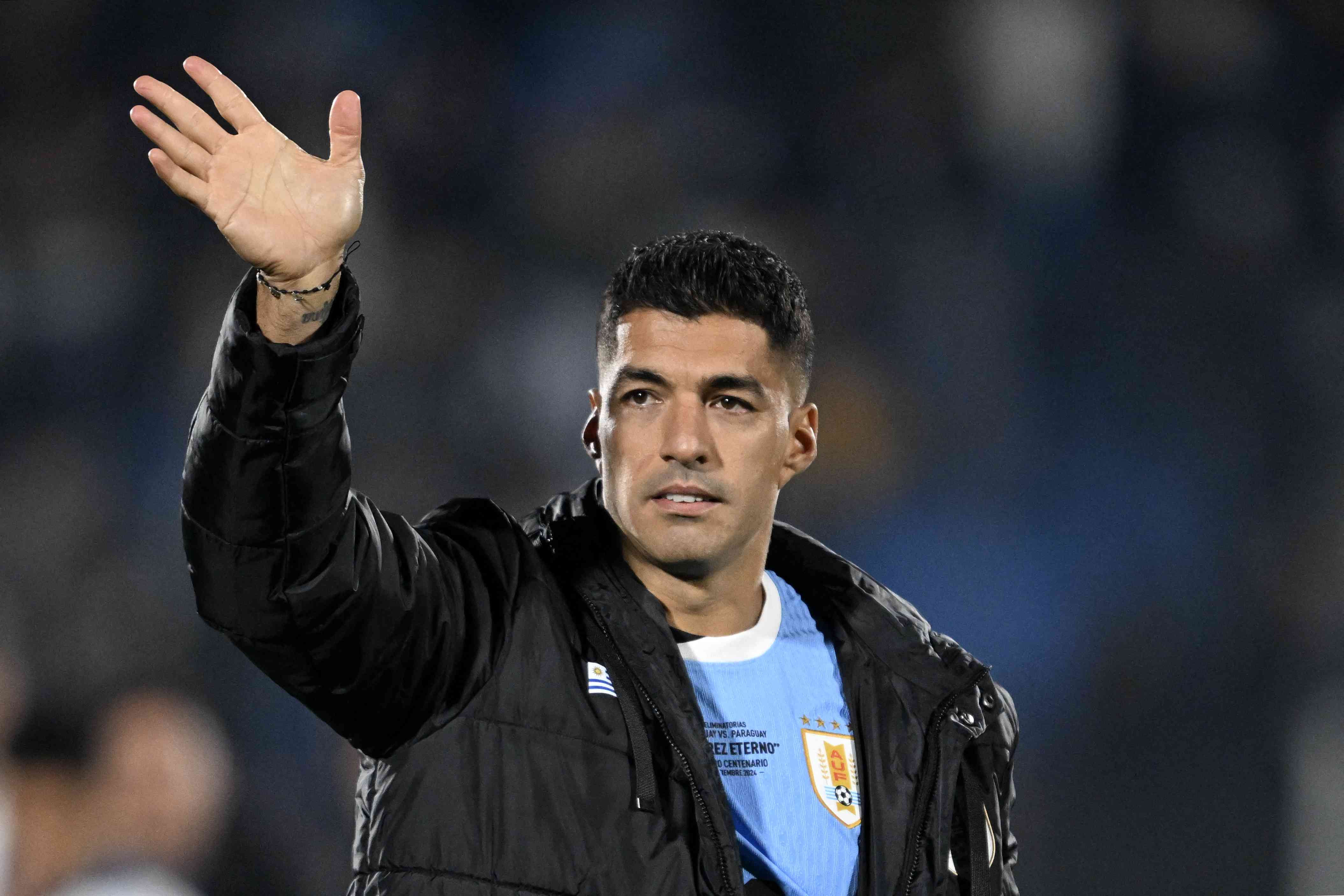 Bielsa says Suarez 'owes no apology' after World Cup omission