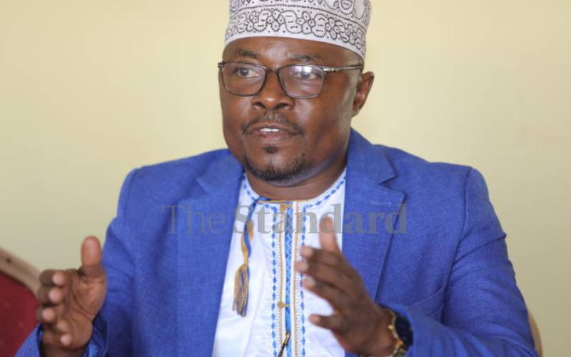 Cleric maintains Muslims should not borrow loans with interest