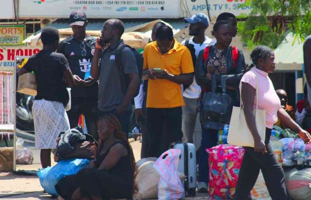 Four travel hacks that may keep you safe this Christmas