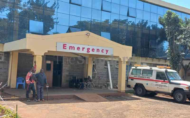 Medics leave injured doctor in casualty for more than 8 hours