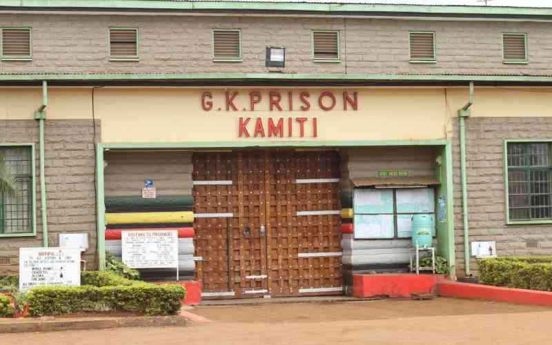 Prison officers jailed for aiding escape of varsity attack terrorists