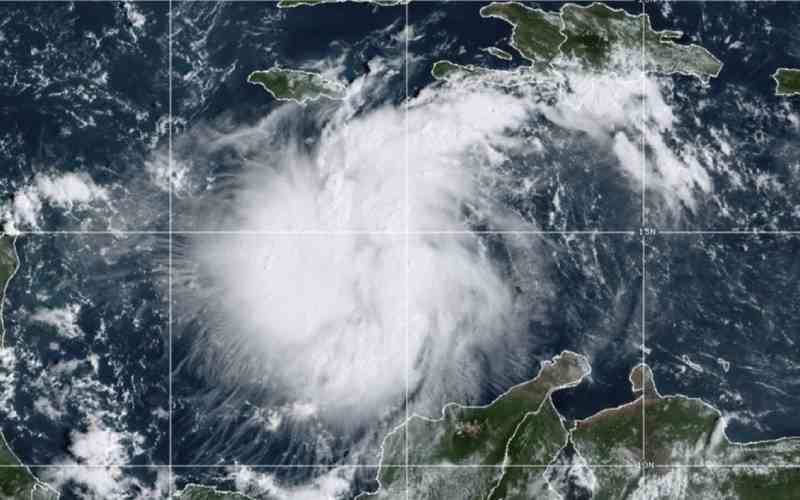 Cuba prepares evacuations as strengthening TS Ian nears