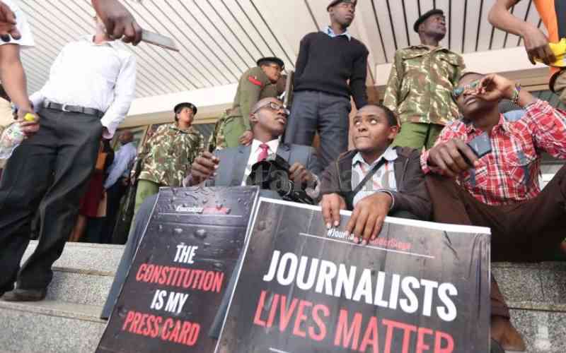 End attacks on press and make safety of media crews a priority
