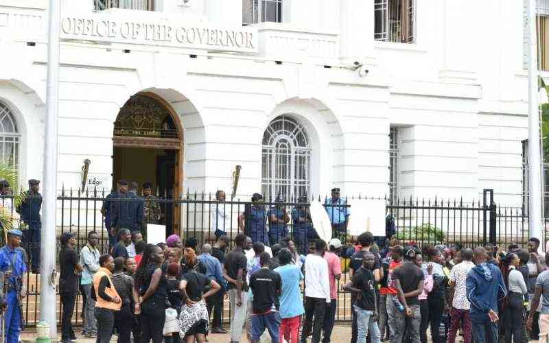 Nairobi residents protest agai...