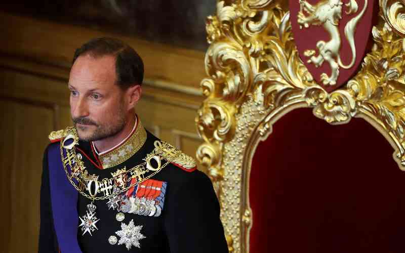 Norway's King Haakon VIII swears allegiance to constitution