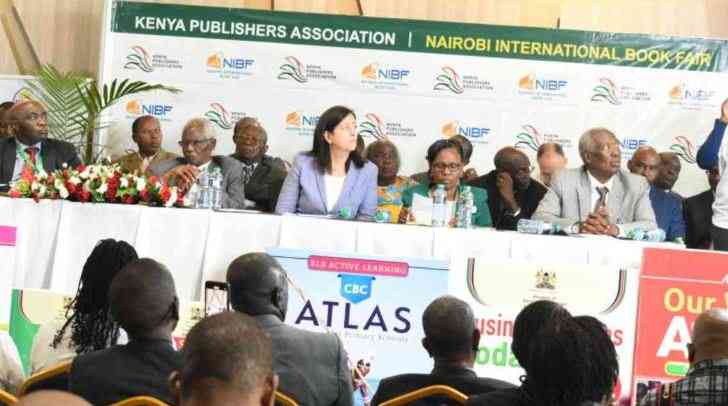 Publishers association honours 25 literary legends amid social media storm