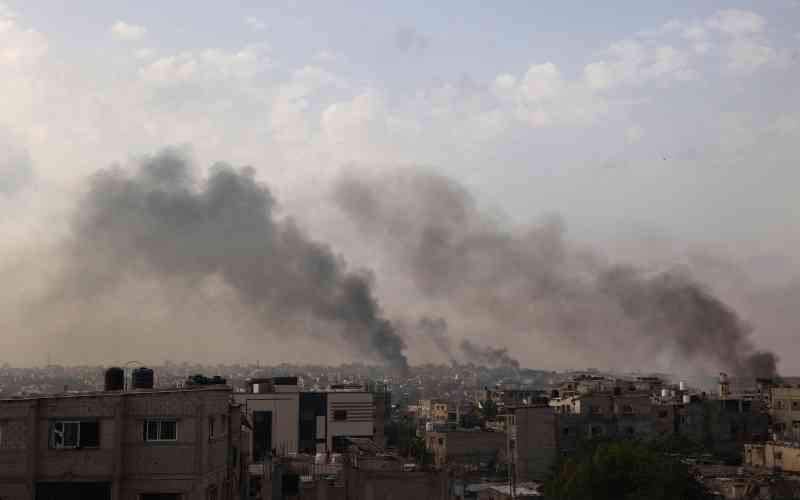 Israel again bombs Rafah as Security Council to discuss camp blaze