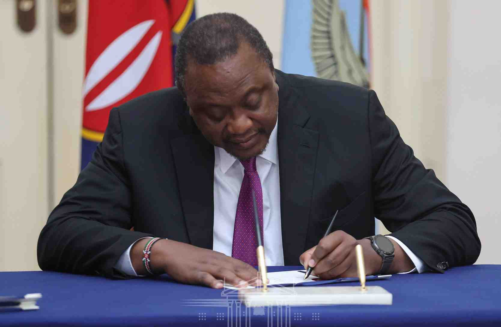 President Uhuru caps 2-kg unga price at Sh100 countrywide