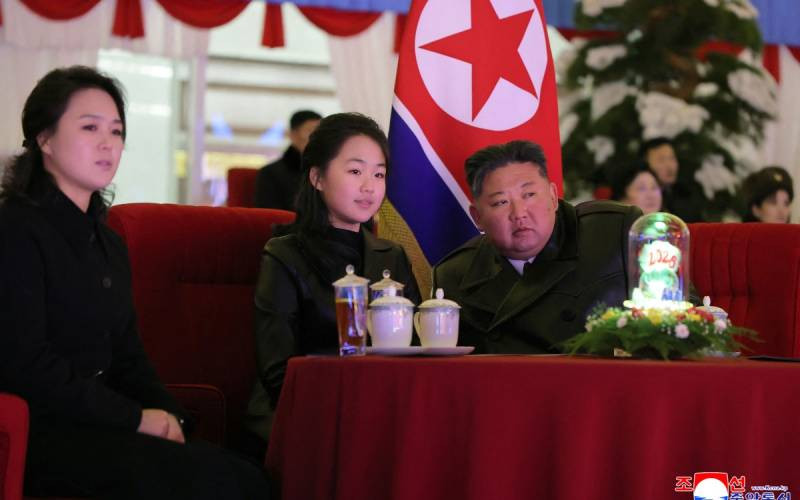 North Korean leader's daughter fuels succession speculation with mausoleum visit