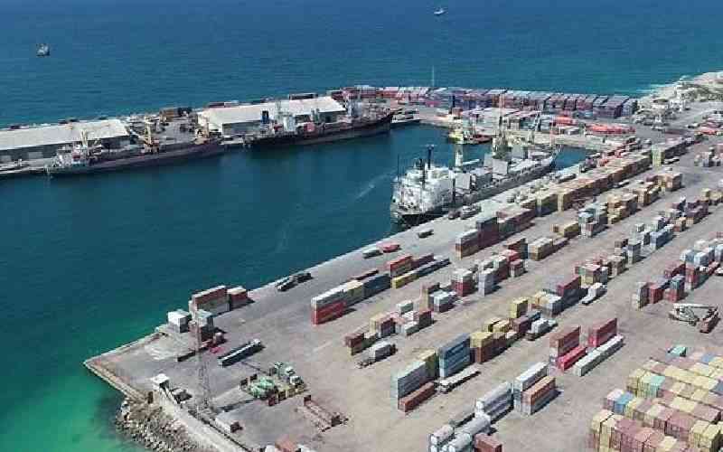 Somali banks on Port of Mogadishu to push 24hr-economy plan