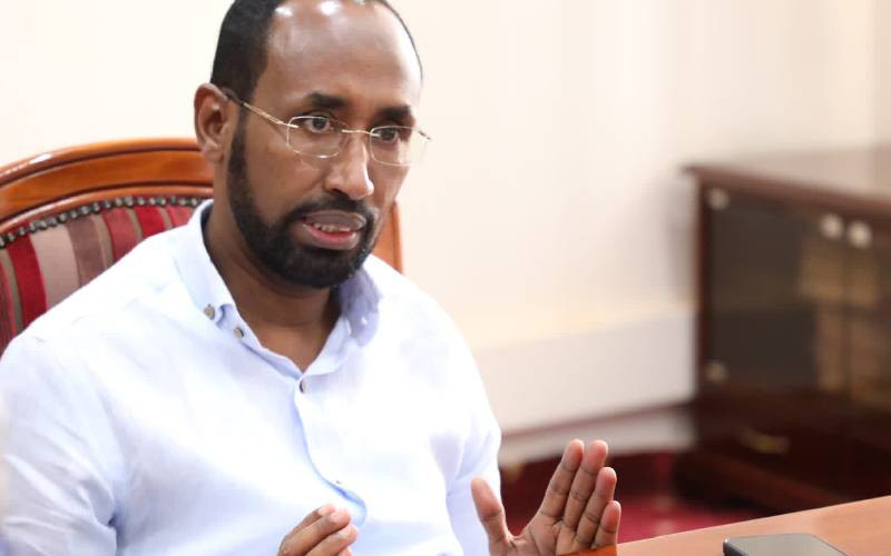 Governor Kalif cautions Mandera residents over mushrooming settlements