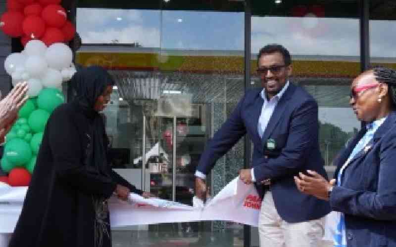 Pizza chains shift from high streets to fuel stops to catch commuters