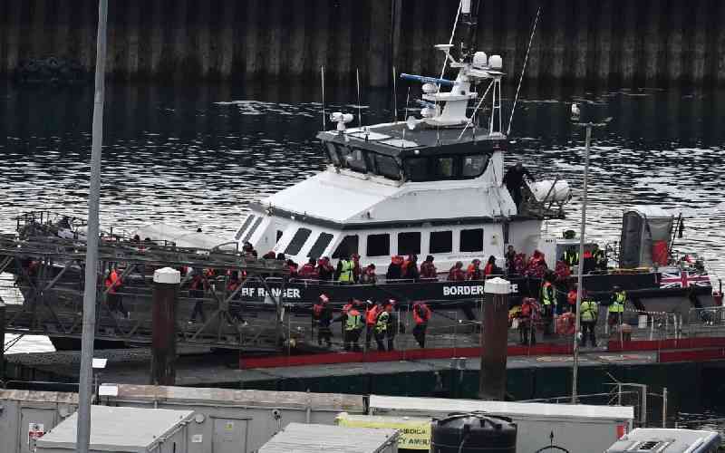 Near record number of small boat migrants reach UK in 2025