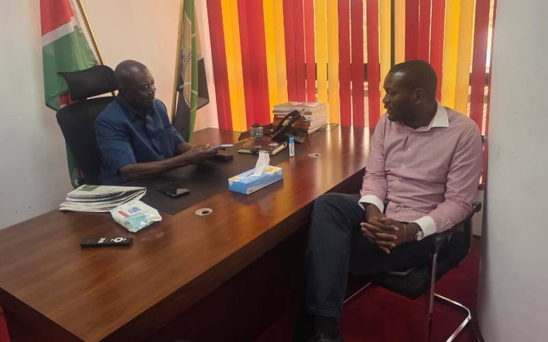 Oburu meets Sifuna as ouster bid falters