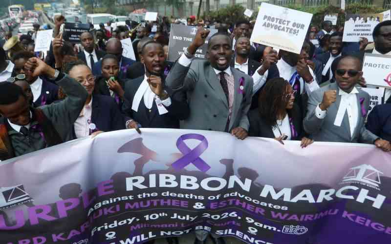 Lawyers demand speedy probe into colleagues' killings