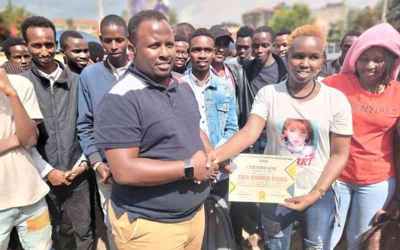 Fund gifts vouchers to 1,200 varsity students