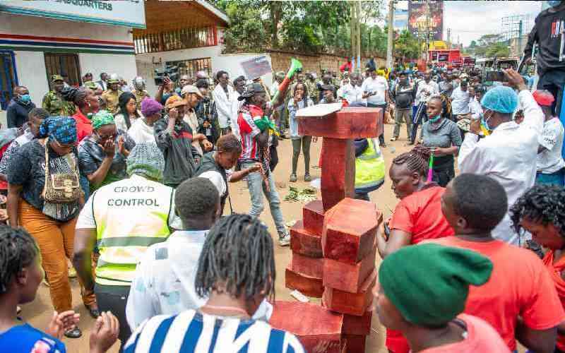 Negotiation to end Kiambu strike resumes after Mr Odinga's burial