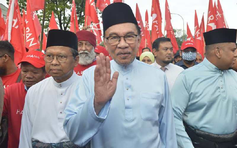 From prisoner to PM, Malaysia's Anwar had long ride to top