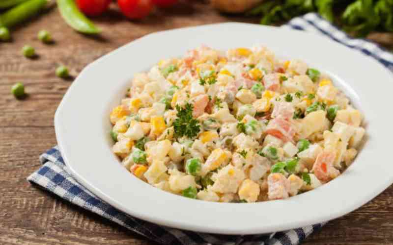 Easy recipe: Apple and potato mayo salad