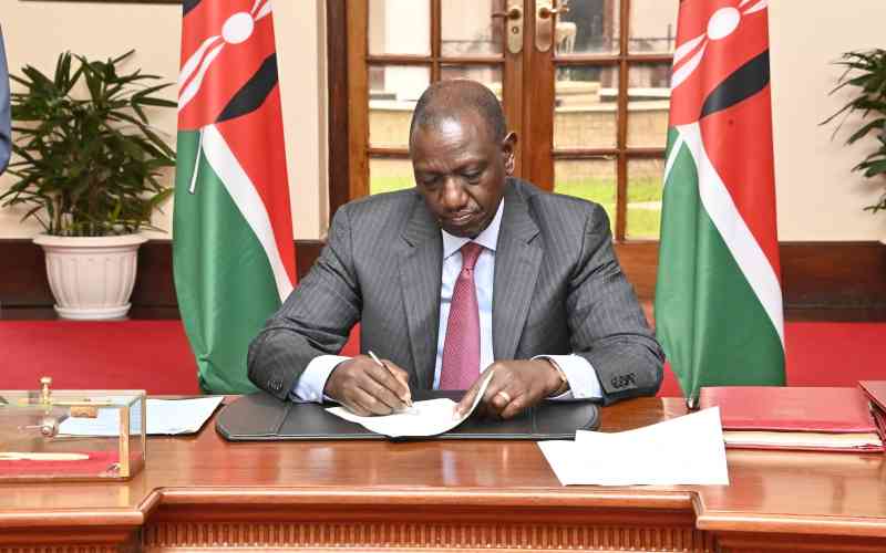 Ruto orders review of SRC's notice on salary increments for state officers