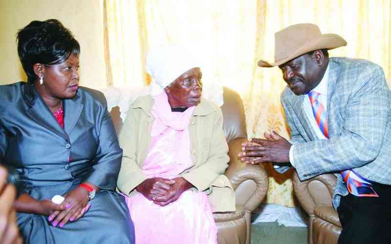 Don't politicize Mukami Kimathi's burial, Raila tells Gachagua