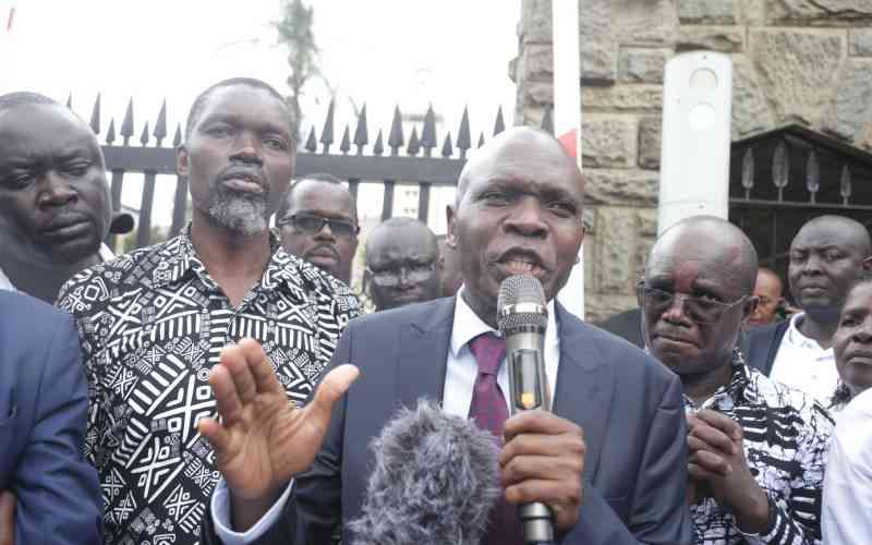University strike drags on as State fails to reopen CBA talks